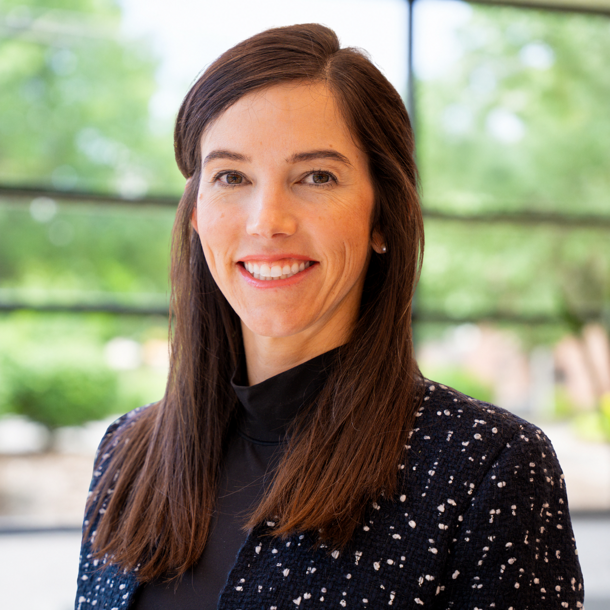 Dr. Leslie Branch